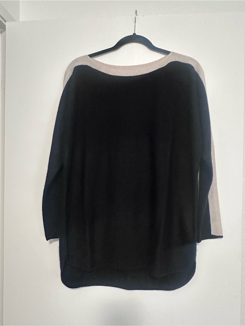 Women’s Black and Beige Colorblock Sweater